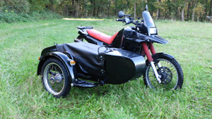 Suzuki-DR-800 7