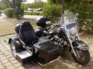 Suzuki-Intruder-1500-mit-Rueckwaertsgang-und-Vollausstattung6